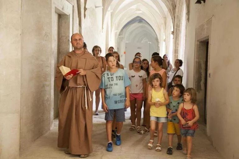 Visites guiades al convent de Bellpuig