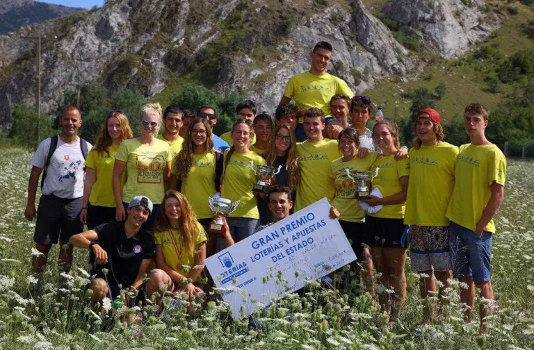 Cinc lleidatans, amb el bitllet per al Mundial d'eslàlom