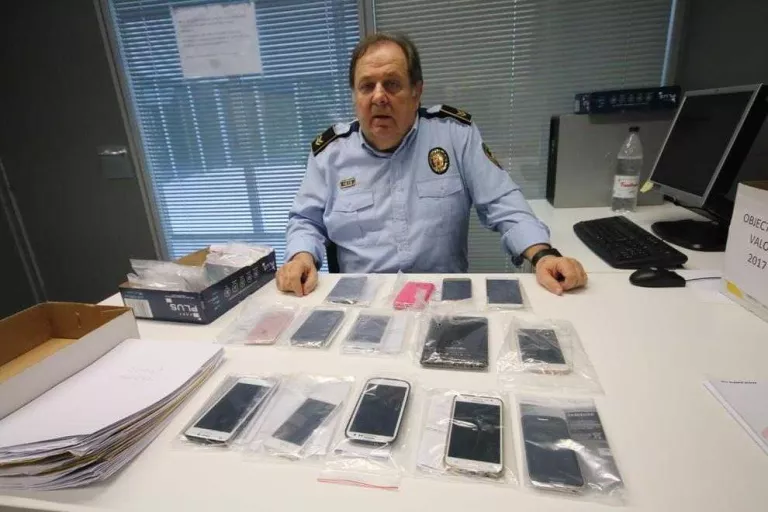 La Guàrdia Urbana ha recuperat mil objectes perduts en vuit mesos