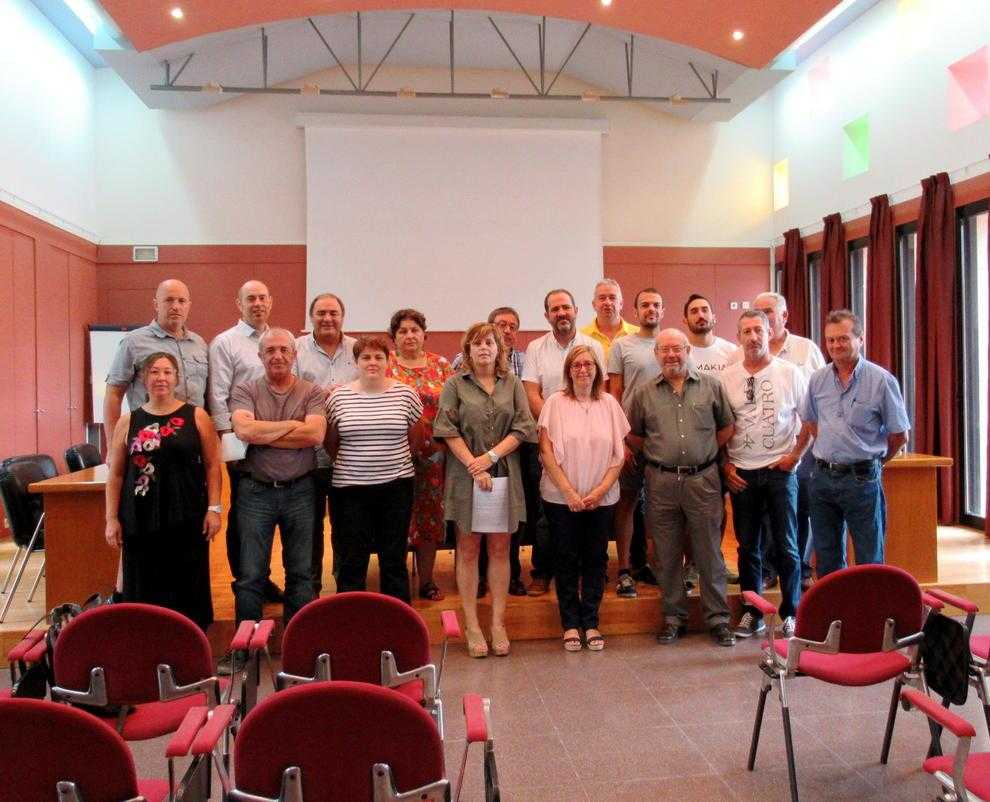 Els gairebé 70 alcaldes del Segrià i la Noguera recolzen la pagesia davant la crisi de la fruita