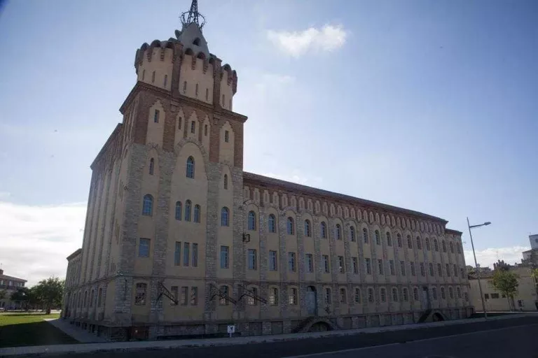 Cervera aborda la recuperació del Sindicat com a centre d'empreses