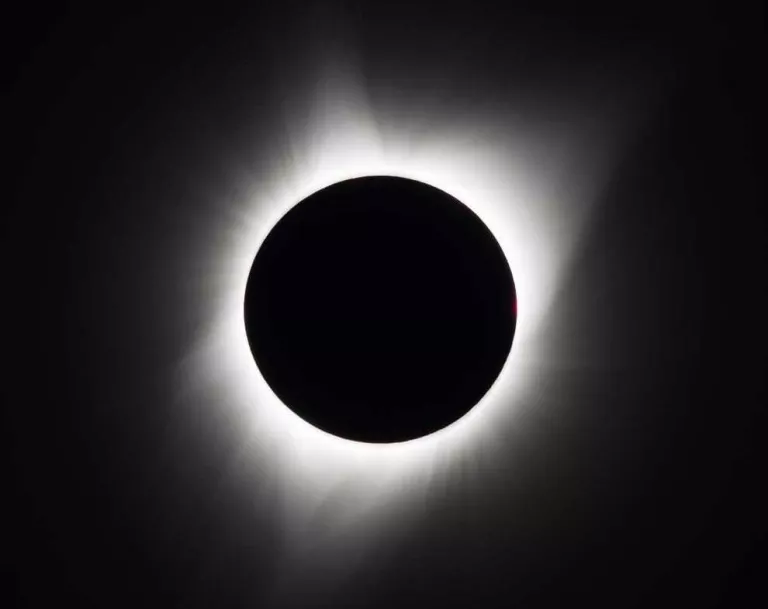 L'eclipsi solar total més vist de la història