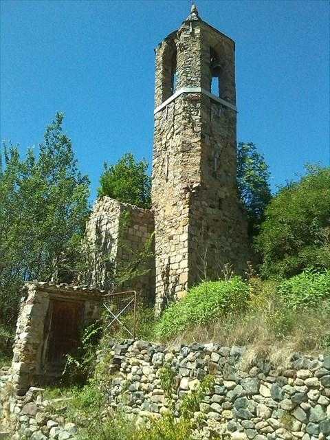 Demanen ajuts urgents per a la torre de Castilló de Tor