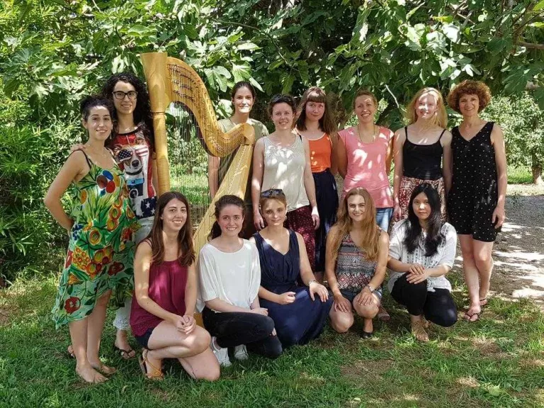 Alumnes d’Europa i l’Àsia en el 6è curs internacional d’arpa Horta Lleida