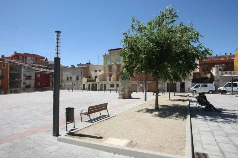Els majors de 16 anys empadronats a Lleida ja poden votar per triar obres