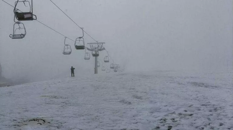 Primera nevada en cotes altes del Pirineu de Lleida abans d’acabar-se l’estiu