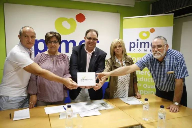 Pimec rivalitza amb la Fecom i afirma que representa el 80% de les botigues