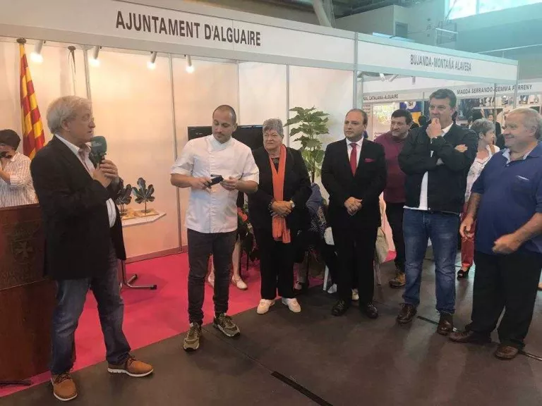 Milers de visitants omplen la Fira de la Figa d’Alguaire, que premia el restaurant la Boscana