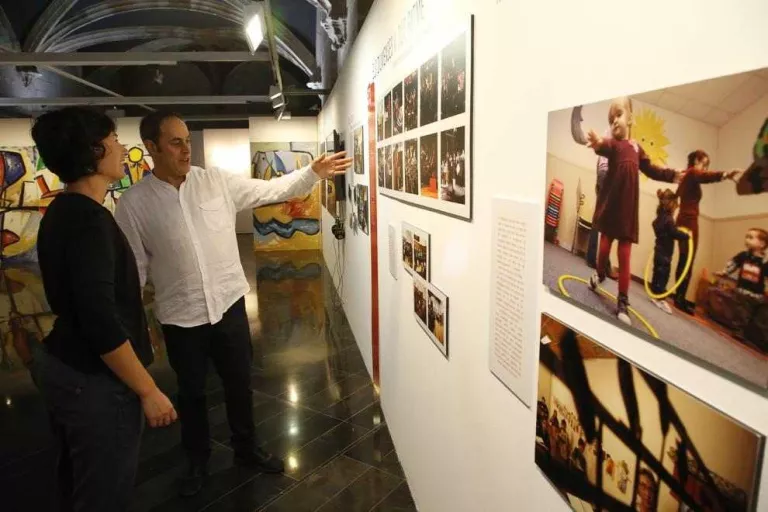 L’exposició del vintè aniversari de L’Intèrpret pot visitar-se a l’IEI fins al 22 d’octubre.