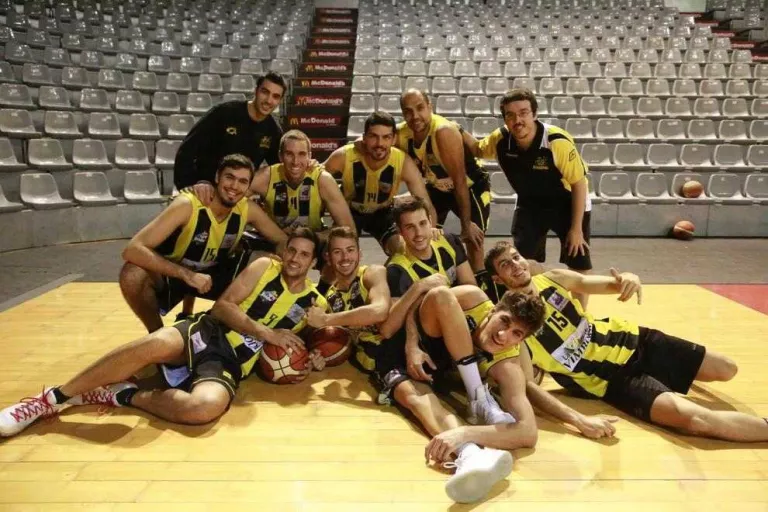 El CB Pardinyes arranca sense cap pressió