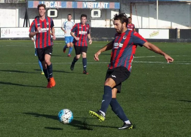 El Tàrrega i el Mollerussa es reparteixen els punts de la jornada