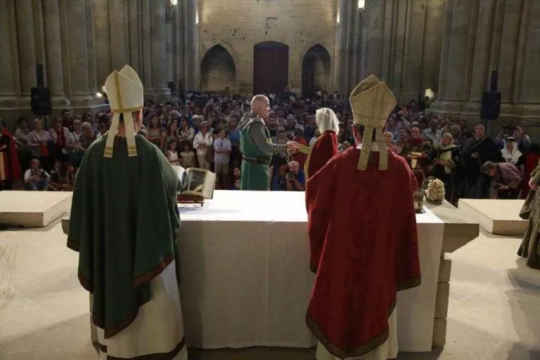 La boda de Peronella i Ramon Berenguer tanquen l'Obert del Centre Històric