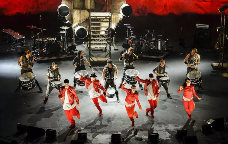 Fusió de hip-hop i percussió, aquest dijous a la Llotja de Lleida