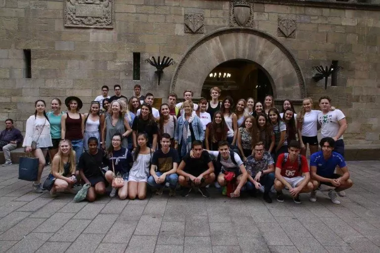 Estudiants noruecs d'intercanvi visiten la Paeria