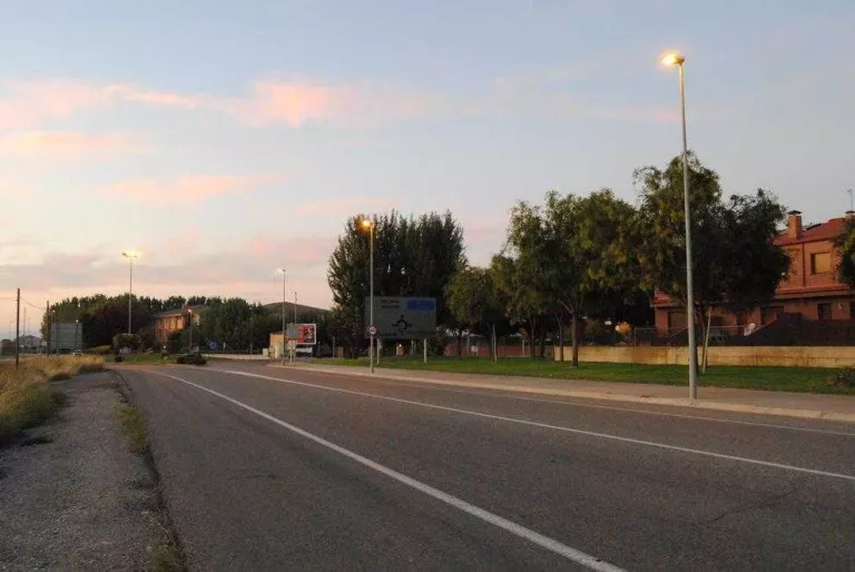 Nou vial a Ronda de Ponent de Mollerussa per millorar la seguretat