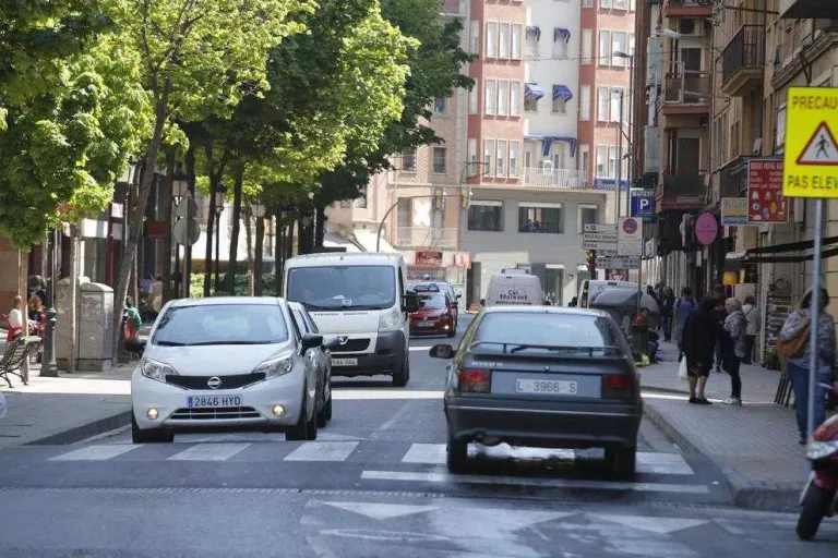 Preveuen un gir a l'esquerra de rambla d'Aragó a la UdL