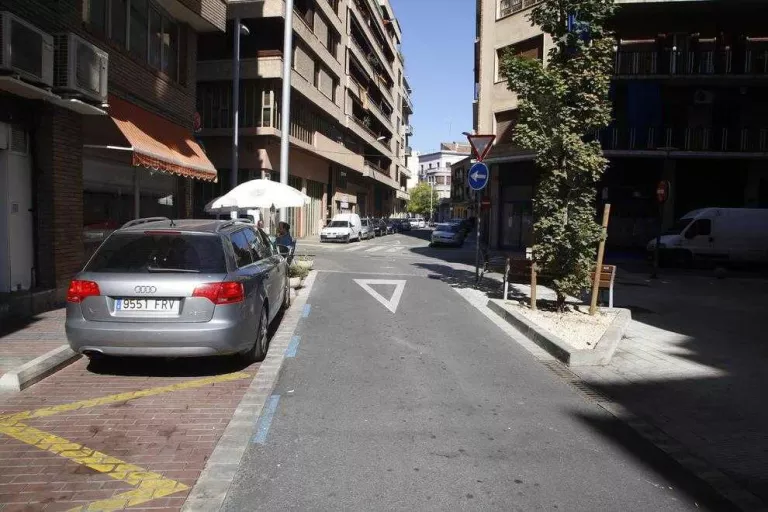 Reforma dels carrers entre Ferran i avinguda del Segre per fer més zones per als vianants