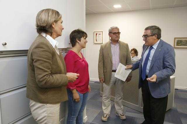 Servei públic d’atenció a domicili per a 935 ancians