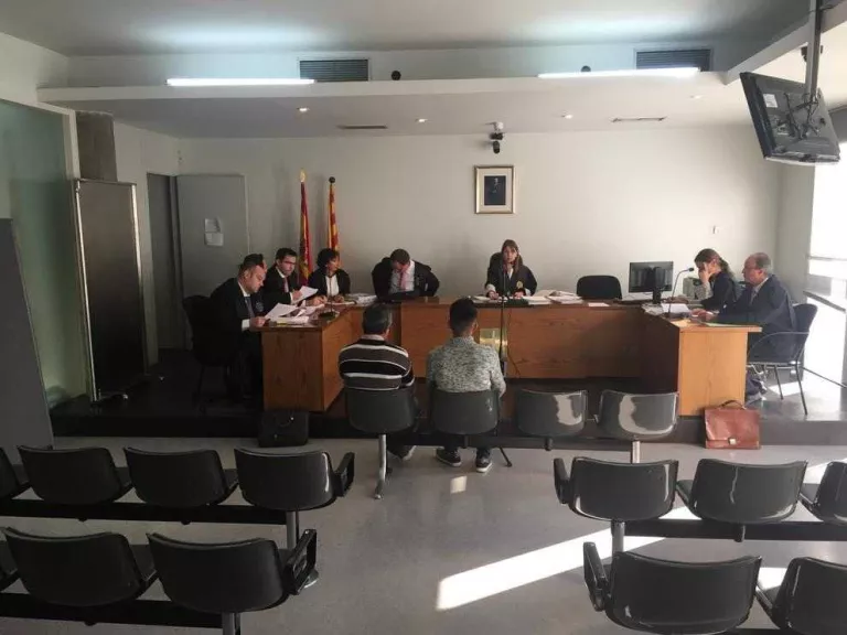 L’acusat de l’atropellament mortal de dos ciclistes afirma que es va adormir