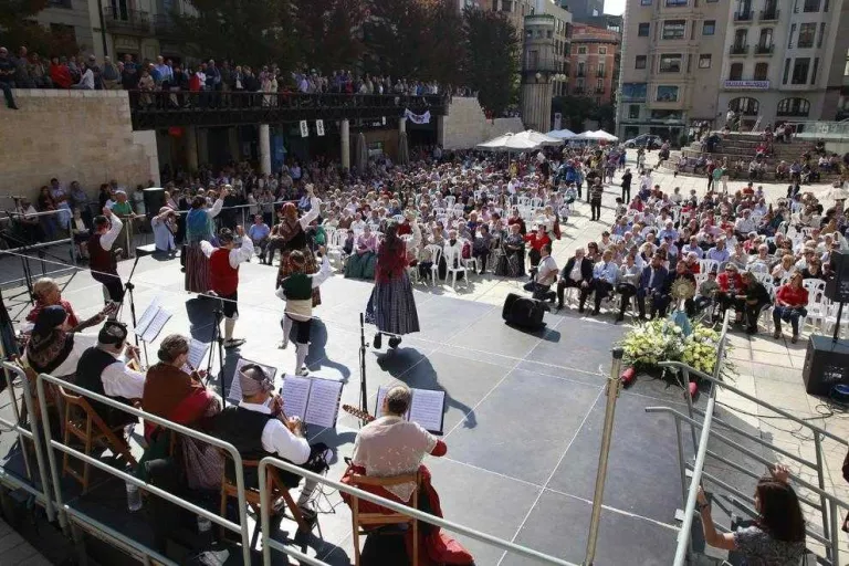 Un Pilar pràcticament estiuenc a Lleida