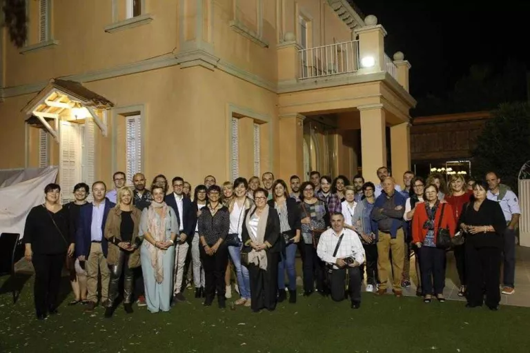 Mig centenar de persones al sopar del Soci il' homenatge a botigues de la Bordeta