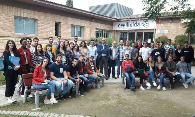 Més de 200 estudiants han passat pel CEEILleida en el que va d'any