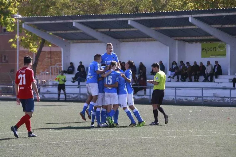 El Lleida B trenca la mala ratxa golejant al Balaguer