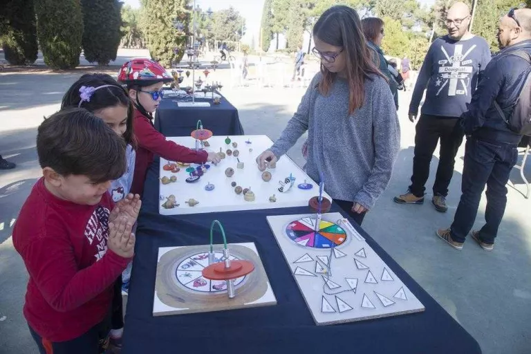 Cartes dels infants als "Jordis" en el Correllengua de Tàrrega