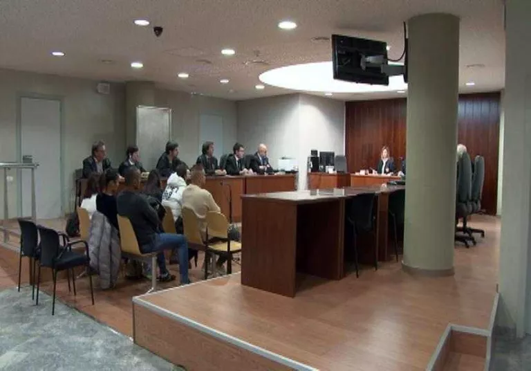 Accepten un any i nou mesos de presó per traficar amb droga a Lleida