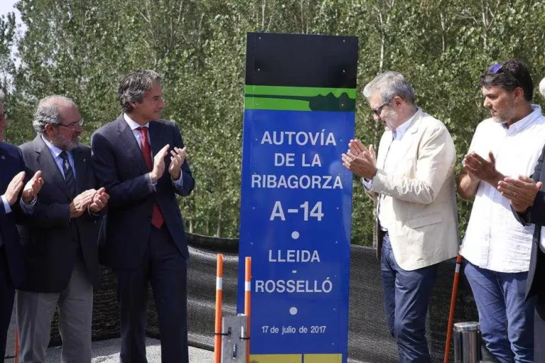 Foment només accepta l’Autovía de la Ribagorza sense rètols en català