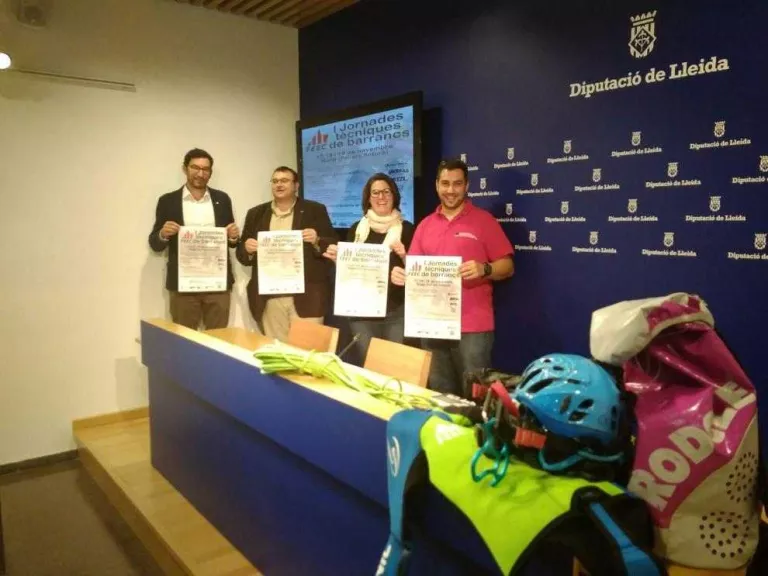 La I Jornada Tècnica de Barranquisme de Rialp vol millorar el control i la segurat d'una pràctica massificada
