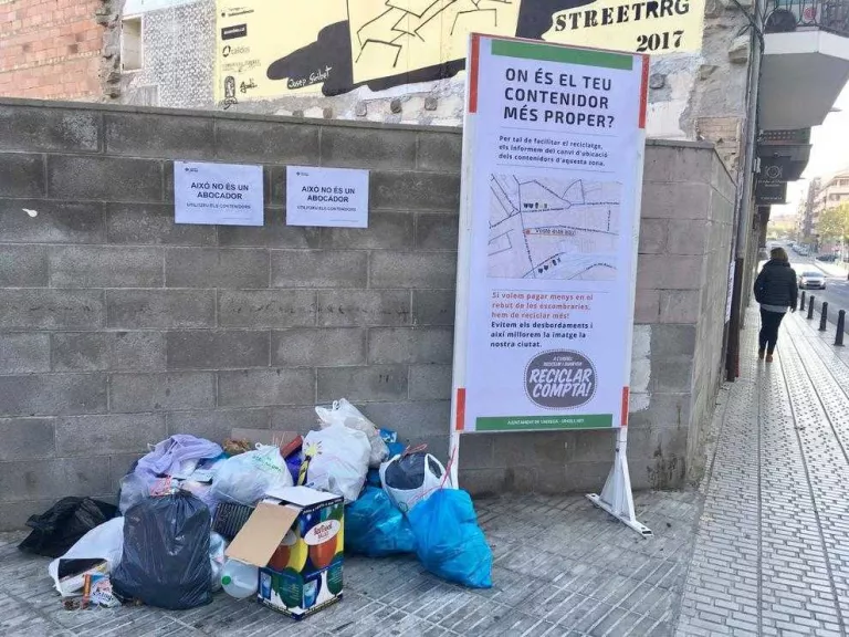 Queixes per la reubicació dels contenidors a Tàrrega