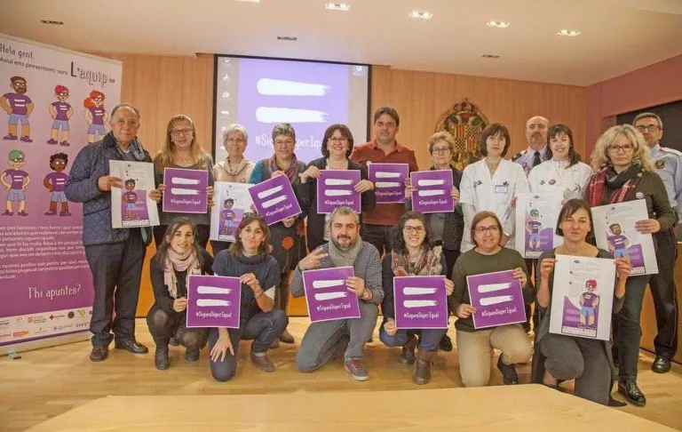 Tàrrega crea un grup d’herois contra els tics masclistes