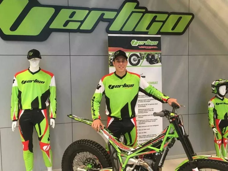 Arnau Farré fitxa per l'equip del campió Lampkin
