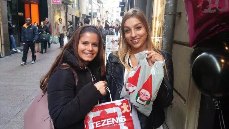 El Black Friday avança el Nadal, que s'augura millor que el passat