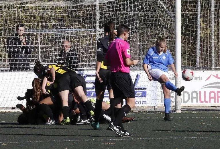 El Pardinyes s’emporta el primer derbi lleidatà de la temporada