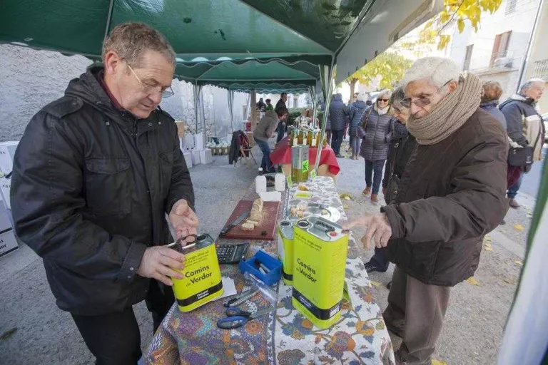 L’oli nou protagonitza fires i festes
