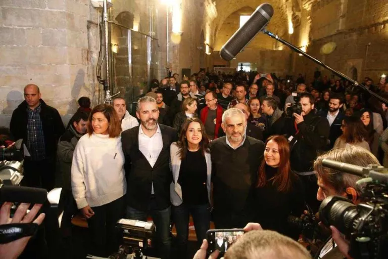 Arrimadas vol un Govern amb “gent normal que no es rigui de les resolucions judicials”