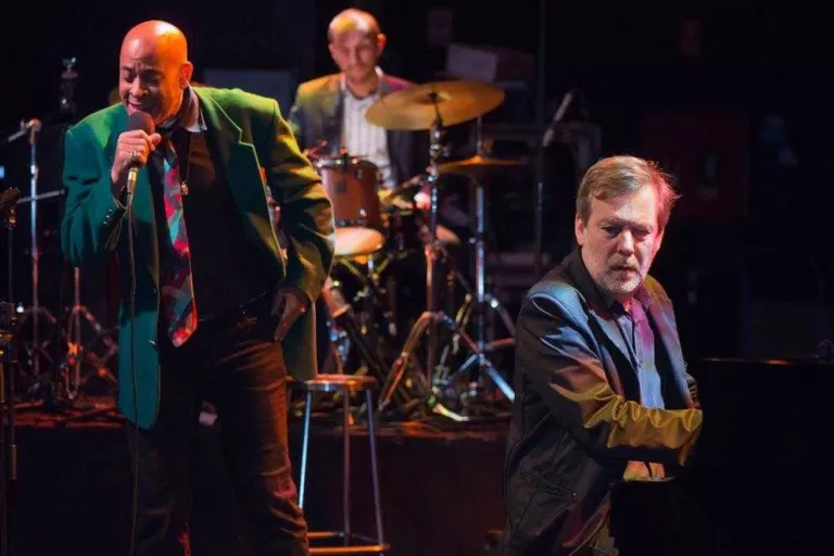 El pianista Ignasi Terraza, avui a Lleida amb el cantant Randy Greer