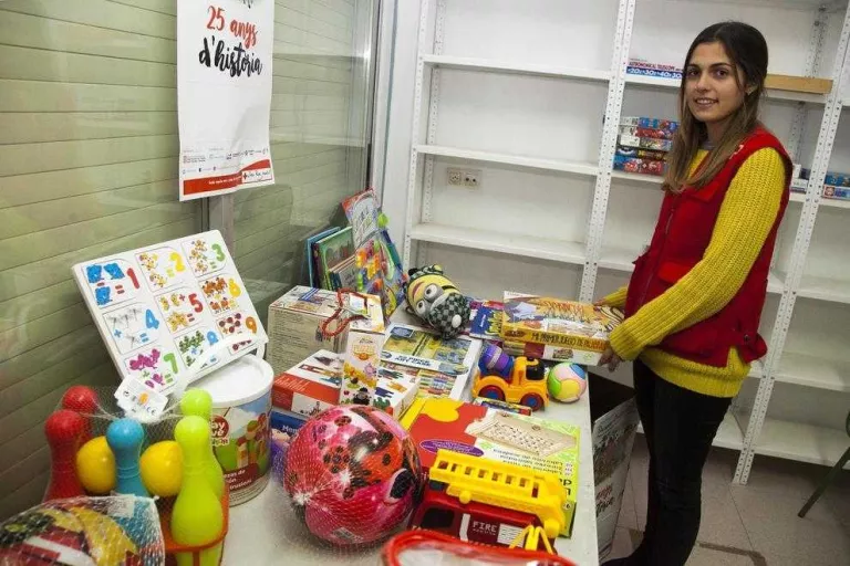 Creu Roja repartirà un centenar de joguets a nens de l'Urgell