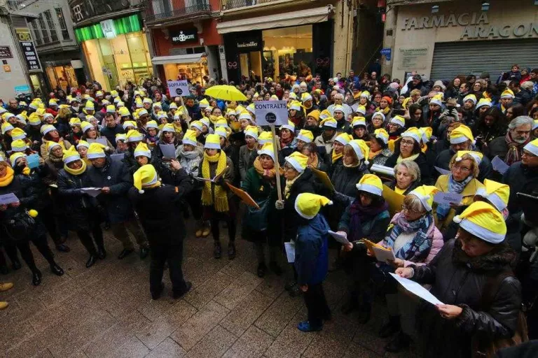 Nadales per reclamar la llibertat de Forn, Junqueras i els Jordis a tot Catalunya