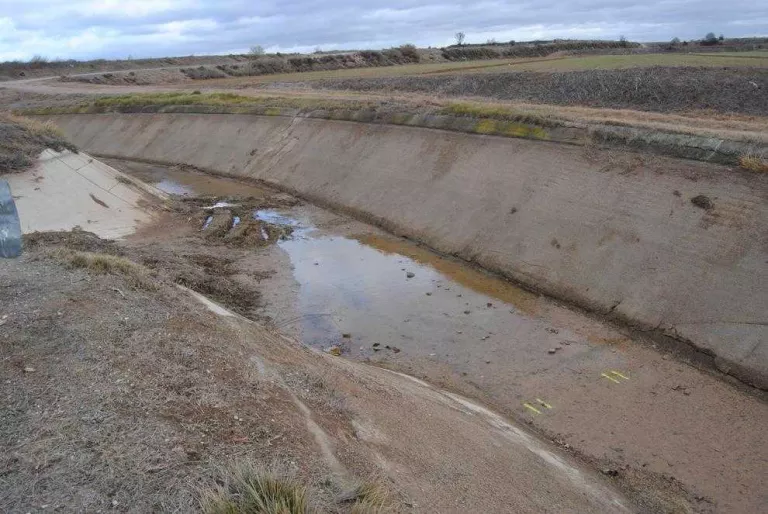 Mor un veí de Linyola al caure amb el cotxe al canal a Vila-sana
