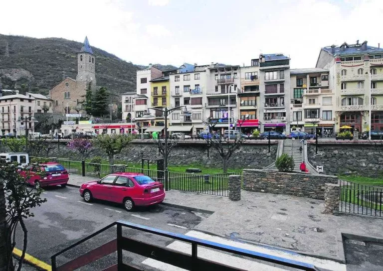 Queixes d’hotelers del Sobirà per la baixa cobertura d’internet