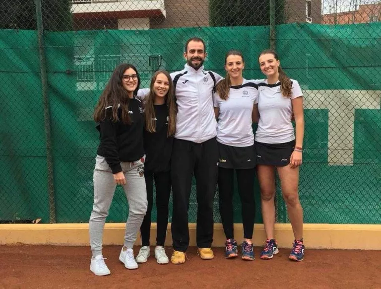L'equip júnior femení del Club Tennis Lleida, campió de Catalunya