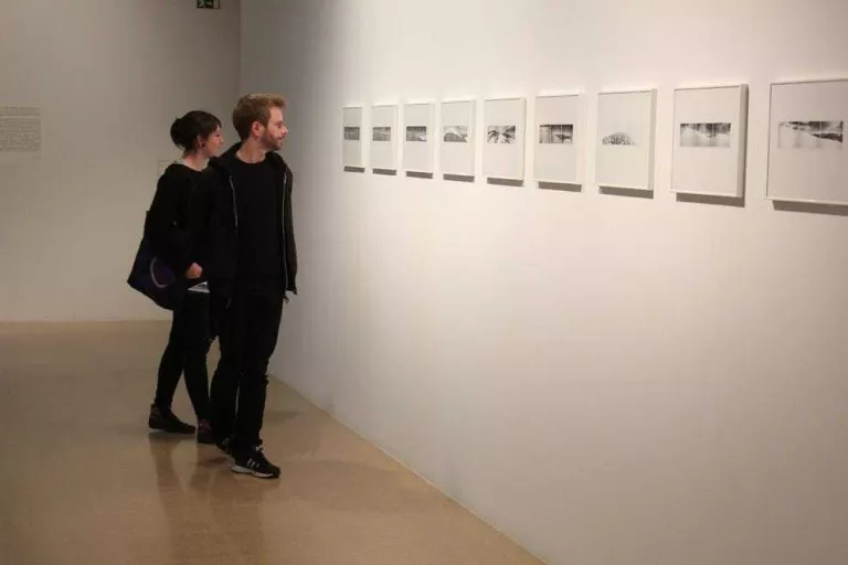 Mostra col·lectiva a Vic amb obra del lleidatà Albert Bayona