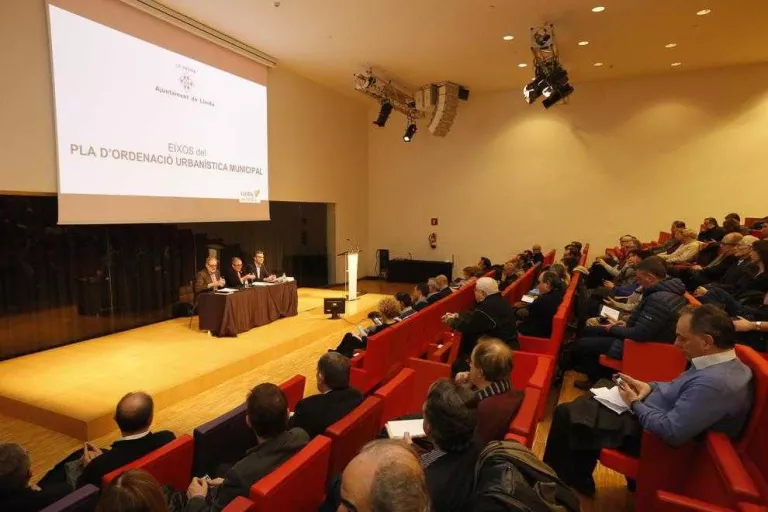 L'equip de govern de Lleida comença les presentacions de la proposta de POUM en societat