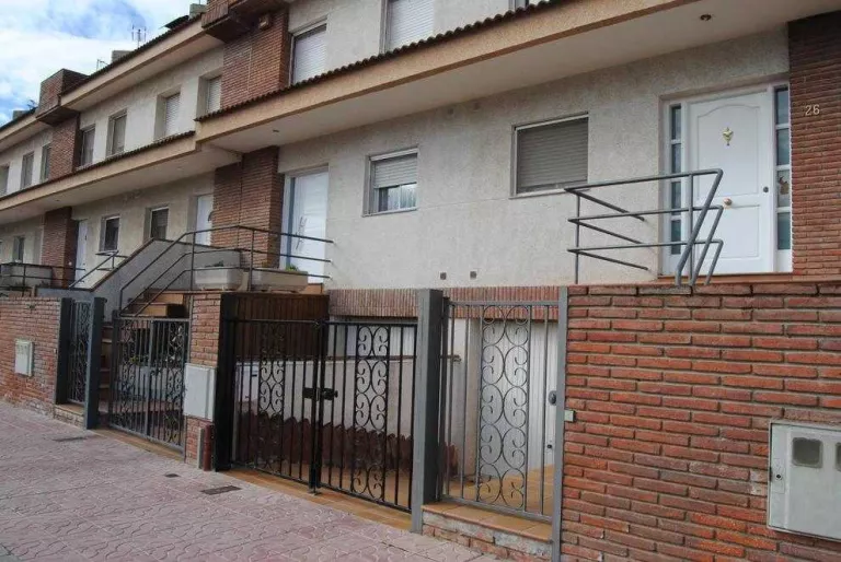 Empresonada una veïna de Mollerussa de 53 anys per intentar matar el marit a casa