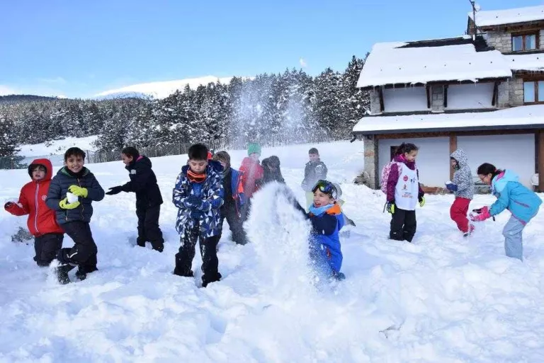 La nevada deixa a les pistes “el millor cap de setmana del segle”
