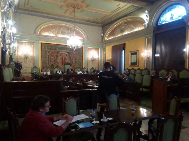La Paeria inicia la rescissió del contracte amb el Hill després d'un ple que planten PDECAT, ERC, Crida i Comú