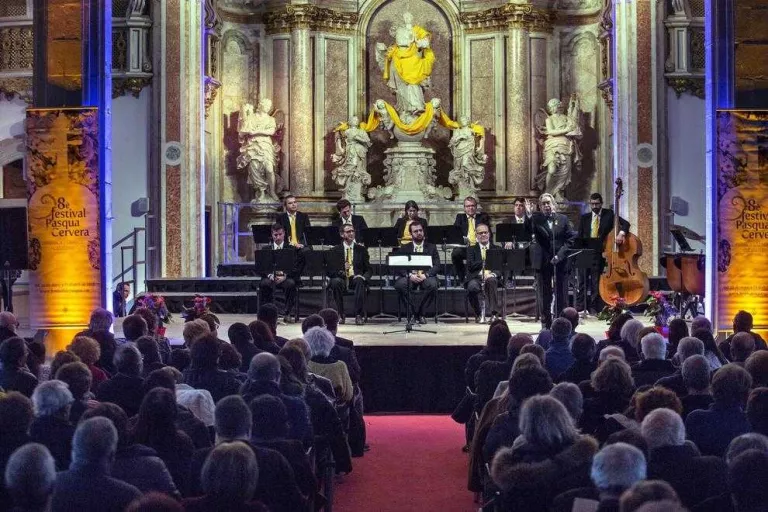 Cervera ret homenatge a Ros Marbà en el Festival de Pasqua